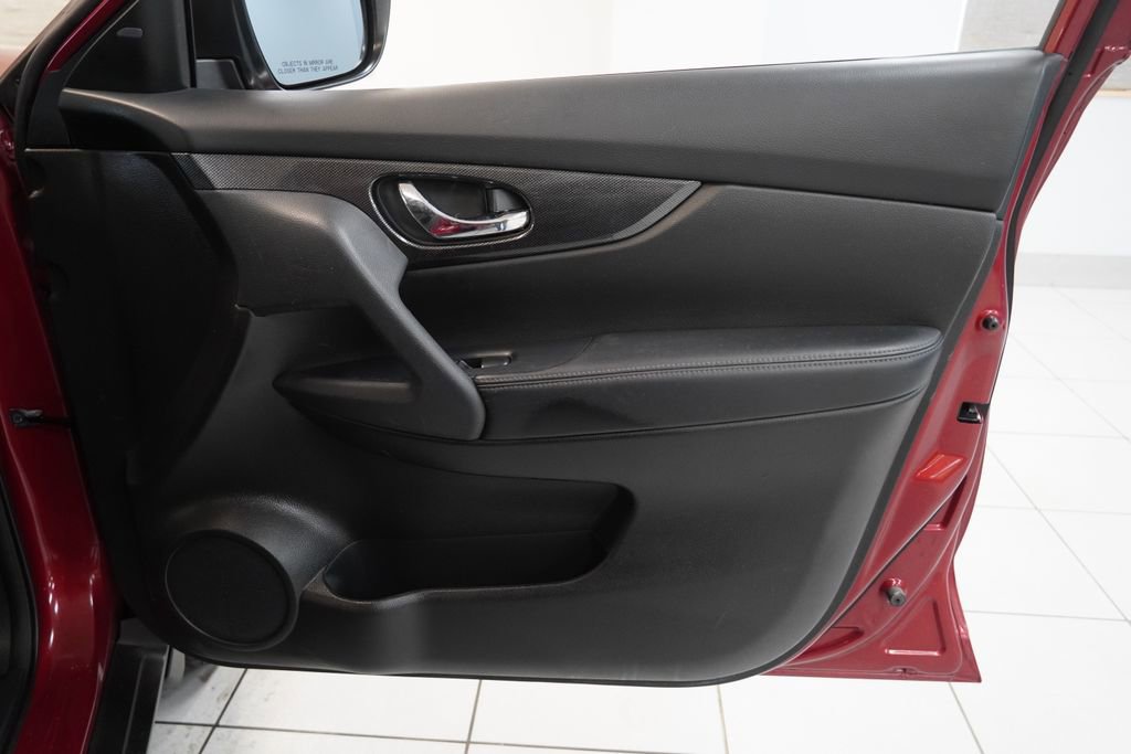 Used 2015 Nissan Rogue SL w/ SL Premium Package AWD/4WD image 35