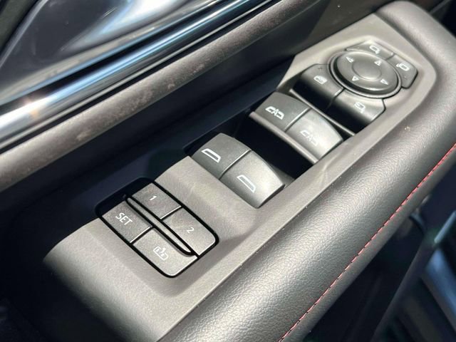 Used 2022 Chevrolet Tahoe RST w/ Luxury Package AWD/4WD image 23
