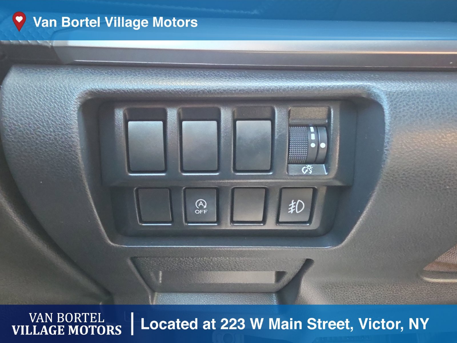 Used 2019 Subaru Forester Premium w/ All-Weather Package AWD/4WD image 17