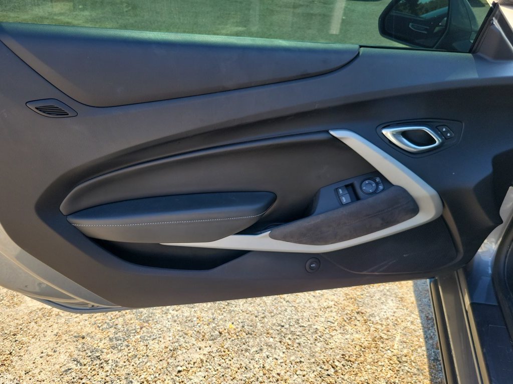 Certified 2022 Chevrolet Camaro LT RWD image 23