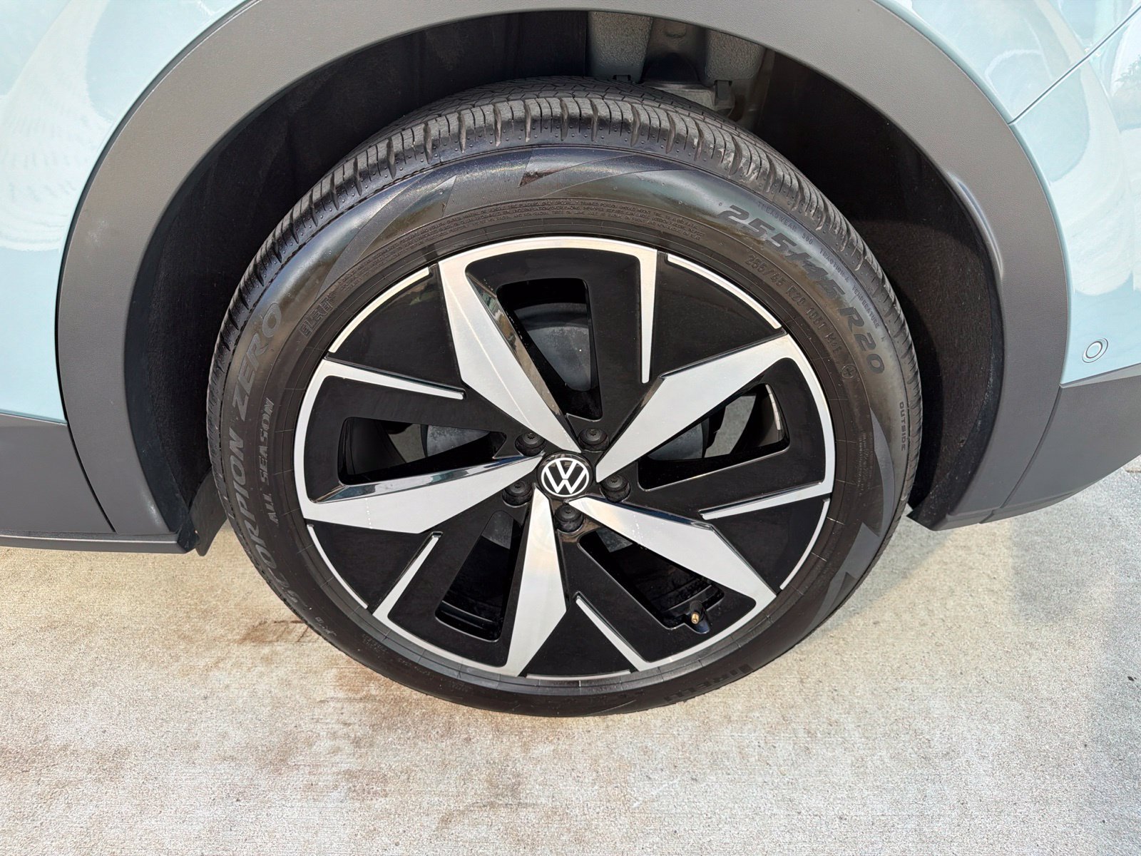 Used 2024 Volkswagen ID.4 Pro S RWD image 9
