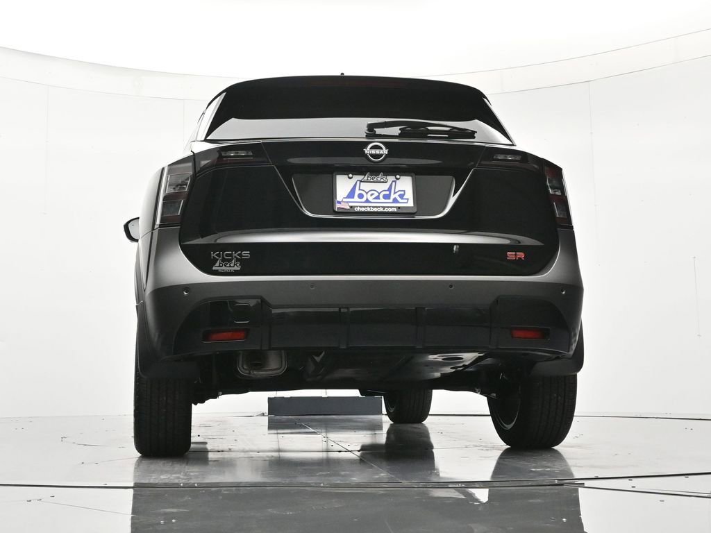 New 2026 Nissan Kicks SR FWD image 40