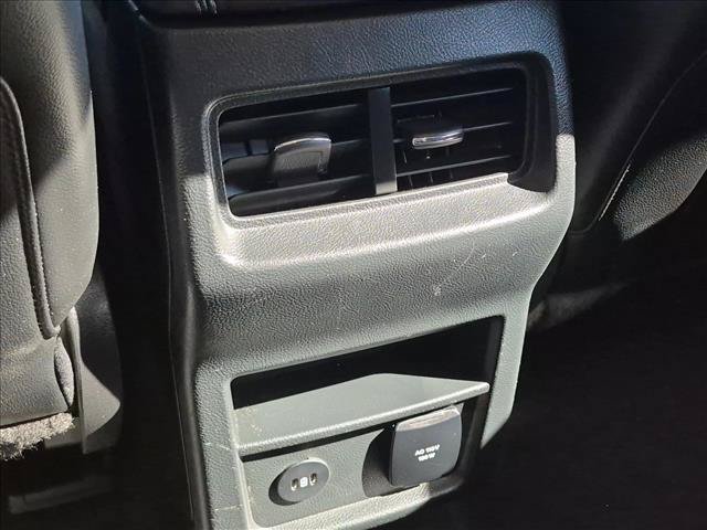 Used 2024 Ford Edge Titanium AWD/4WD image 16