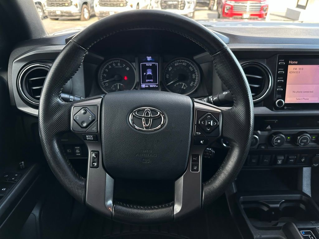 Used 2020 Toyota Tacoma TRD Off-Road w/ Technology Package AWD/4WD image 19