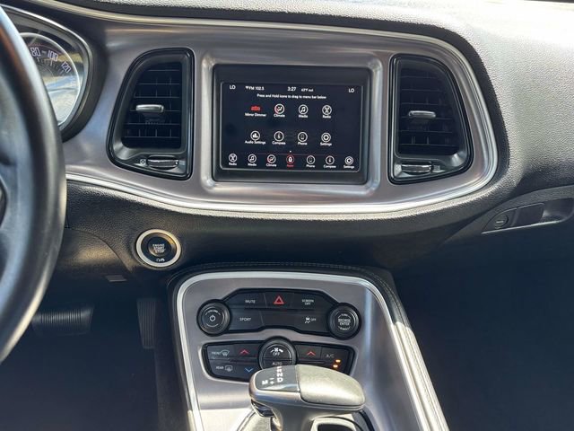 Used 2019 Dodge Challenger SXT RWD image 22
