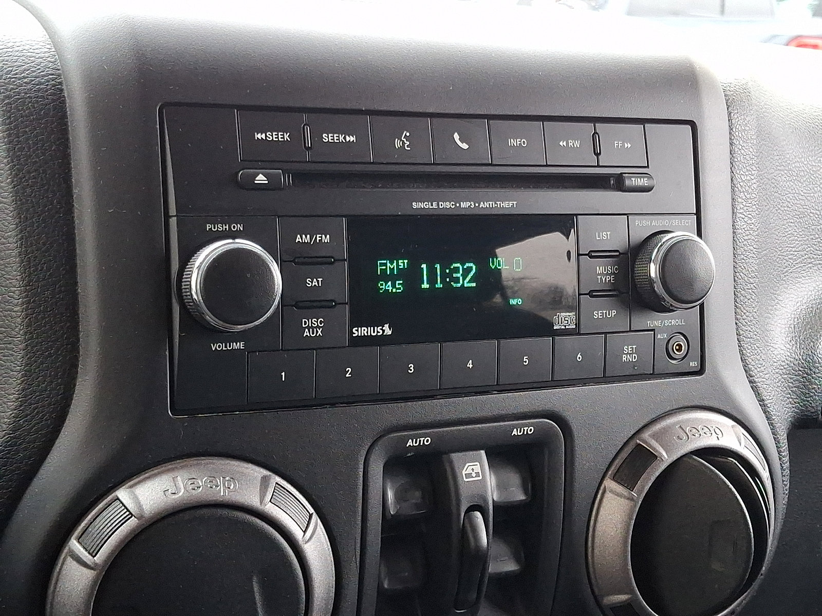 Used 2015 Jeep Wrangler Unlimited Sport w/ Quick Order Package 24S image 16