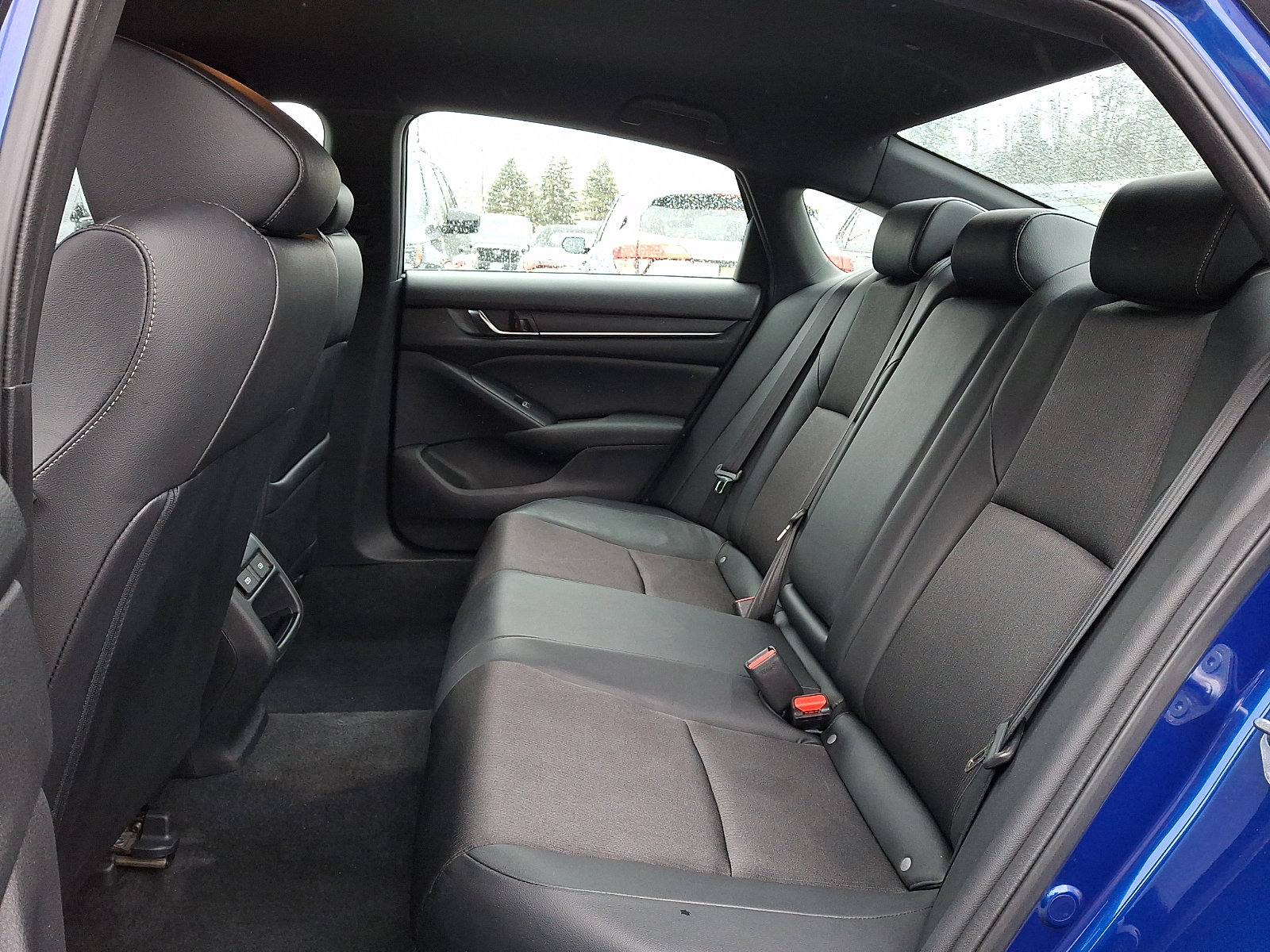 Used 2022 Honda Accord Sport image 9