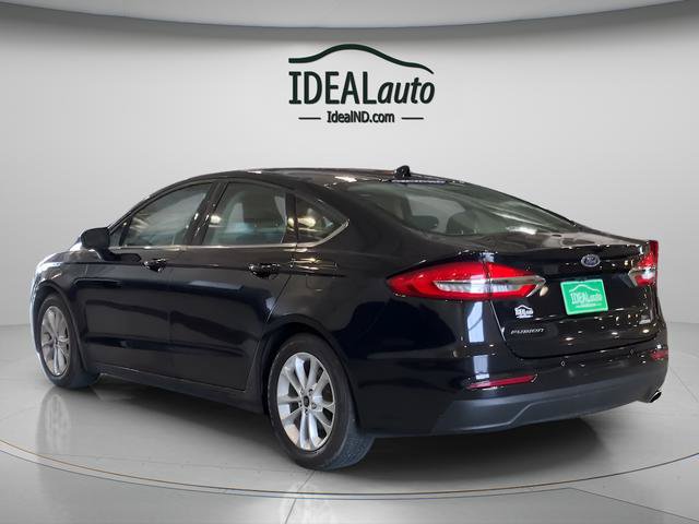 Used 2019 Ford Fusion SE FWD image 9