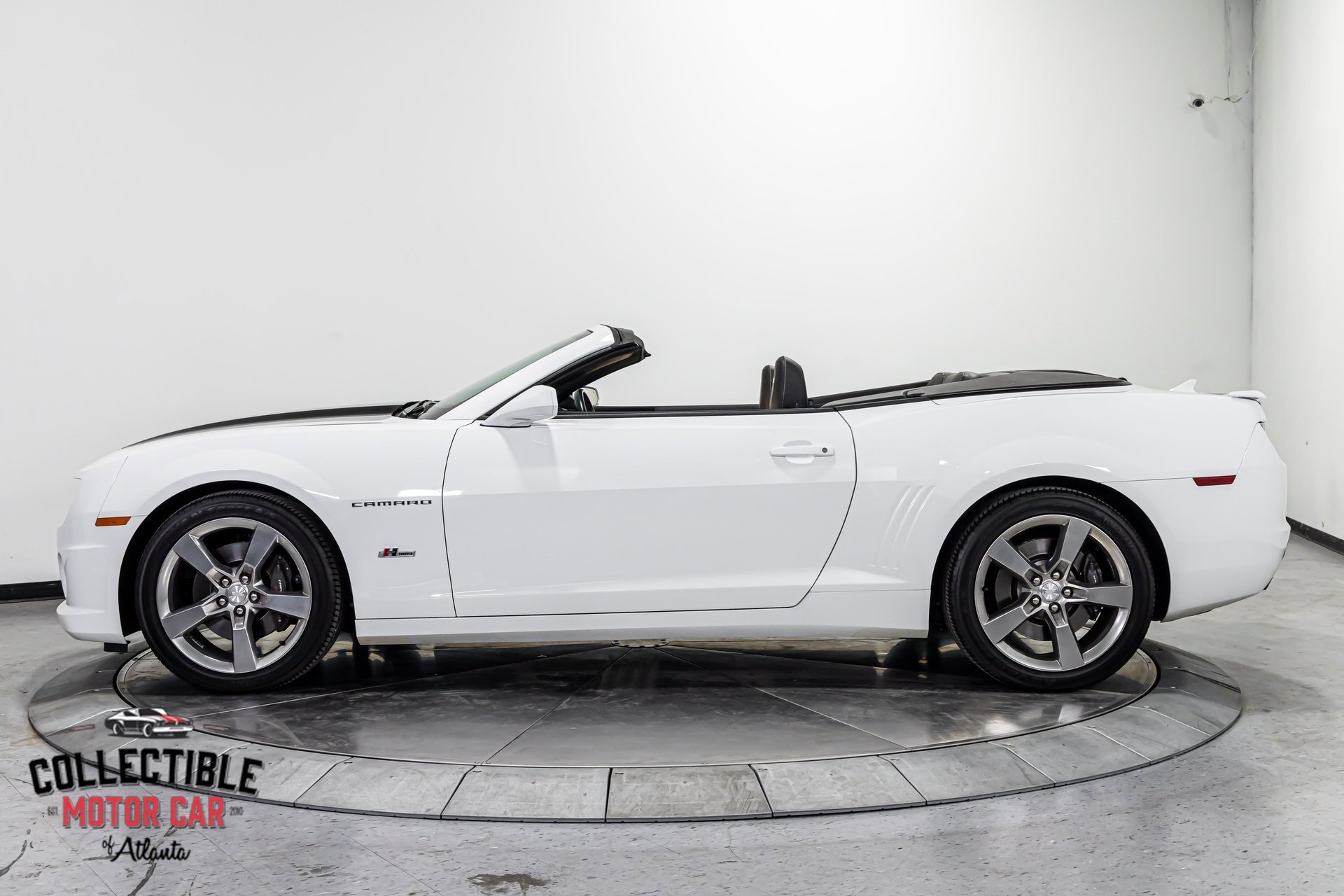 Used 2011 Chevrolet Camaro SS w/ RS Package image 19