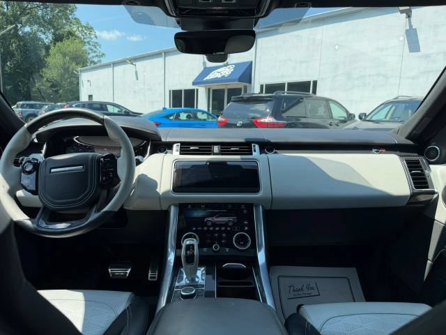 Used 2018 Land Rover Range Rover Sport SVR AWD/4WD image 16