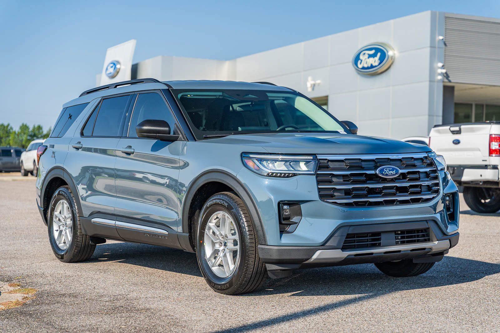 New 2025 Ford Explorer Active