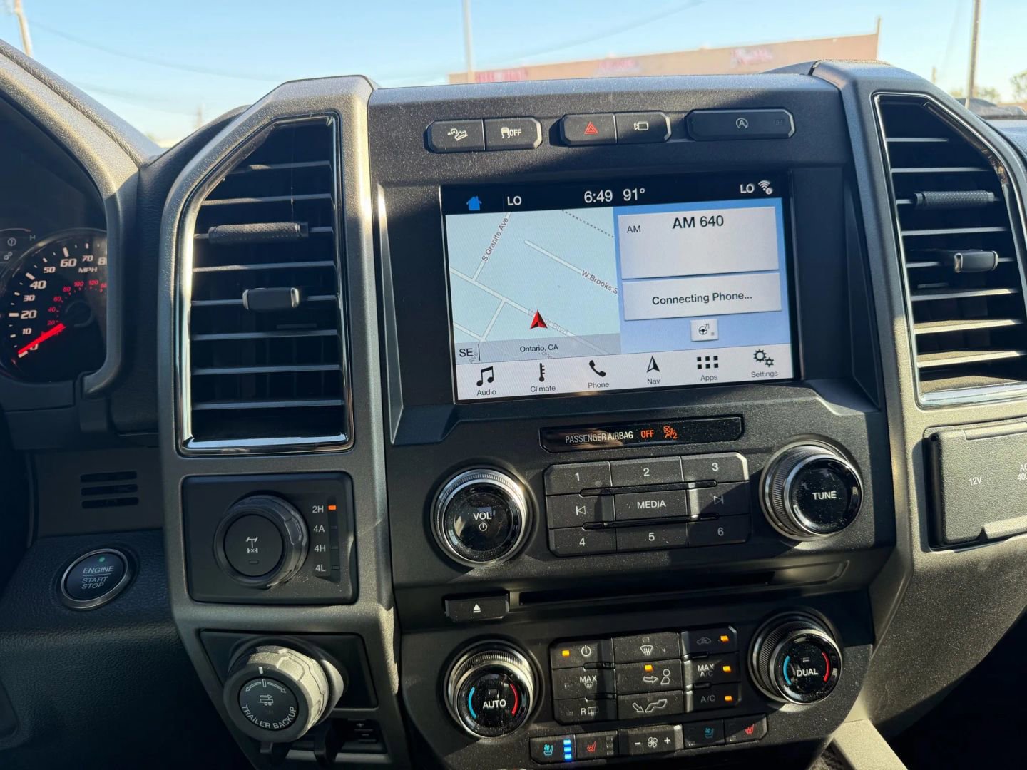 Used 2018 Ford F150 Raptor w/ Equipment Group 802A Luxury AWD/4WD image 26