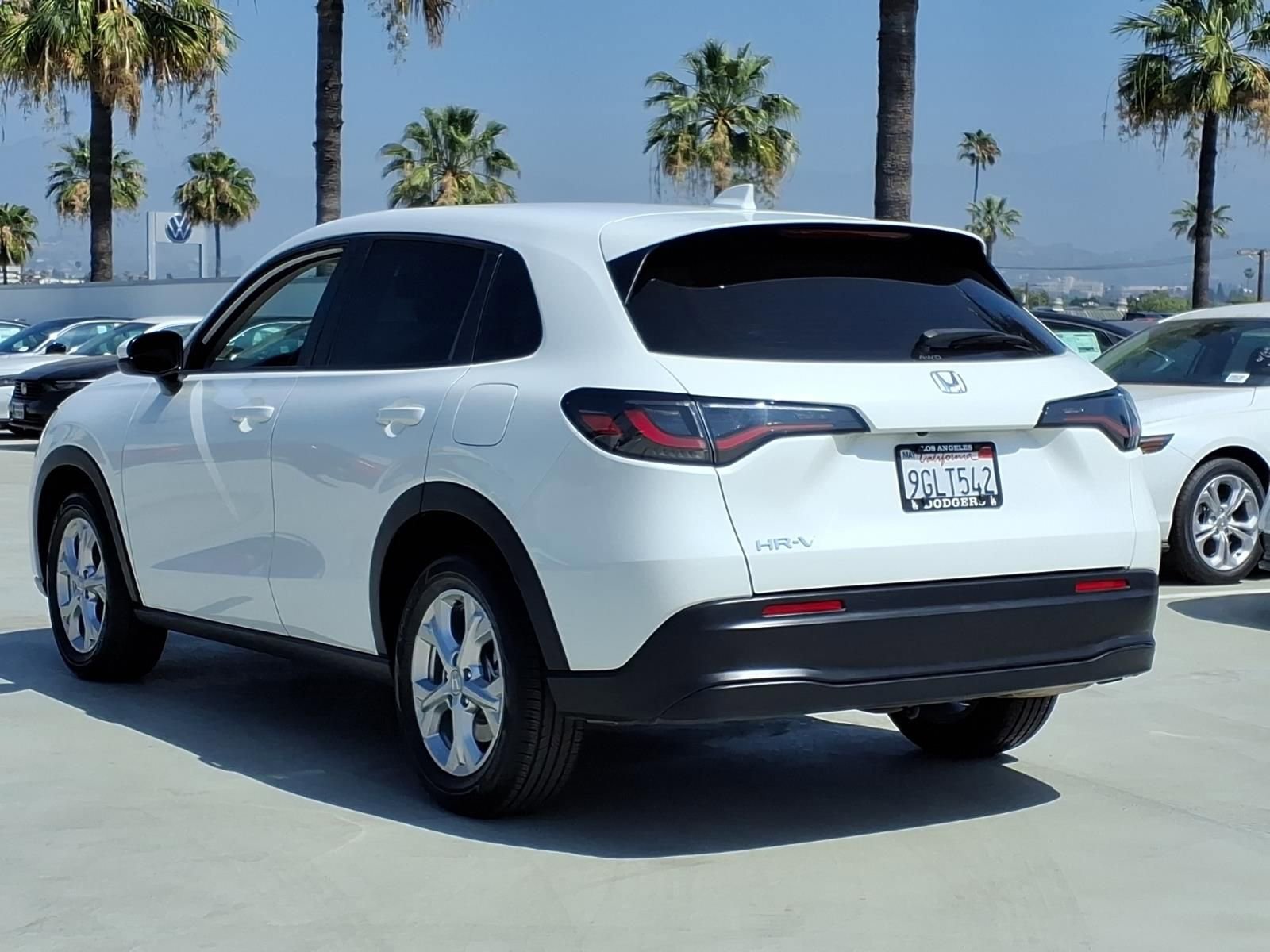 Used 2023 Honda HR-V LX image 5