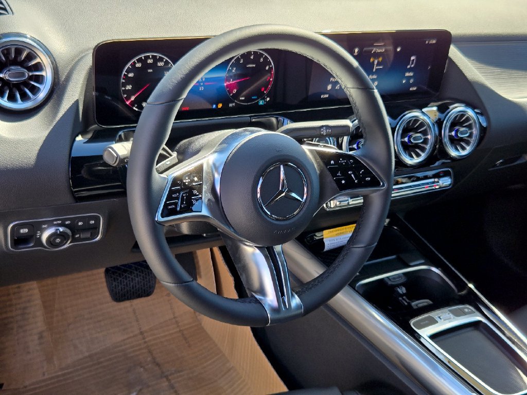 New 2026 Mercedes-Benz GLA 250 4MATIC image 18