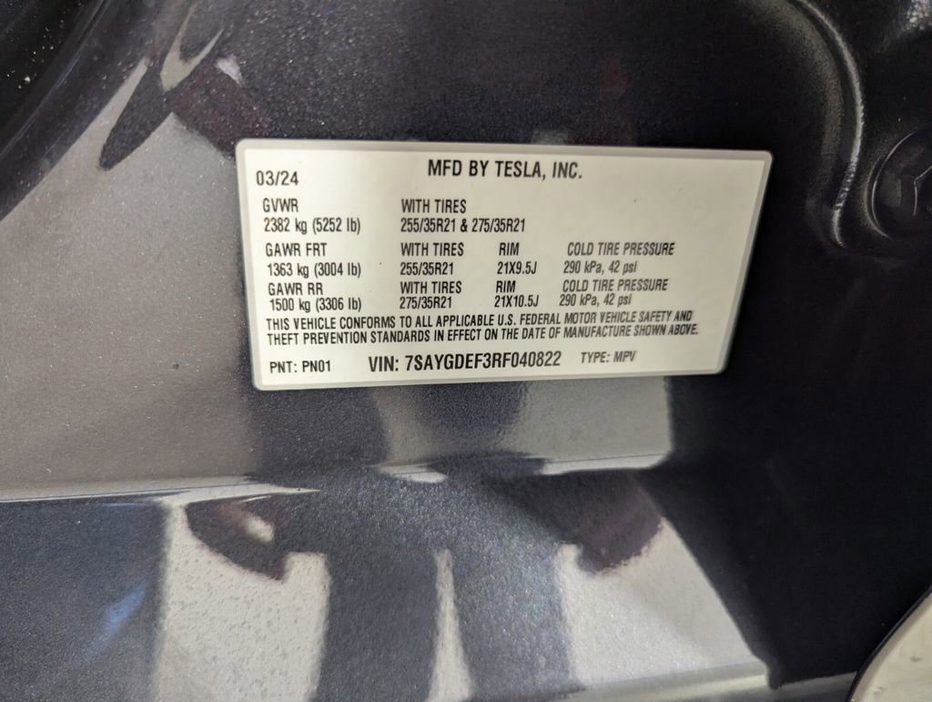 Used 2024 Tesla Model Y Performance image 27