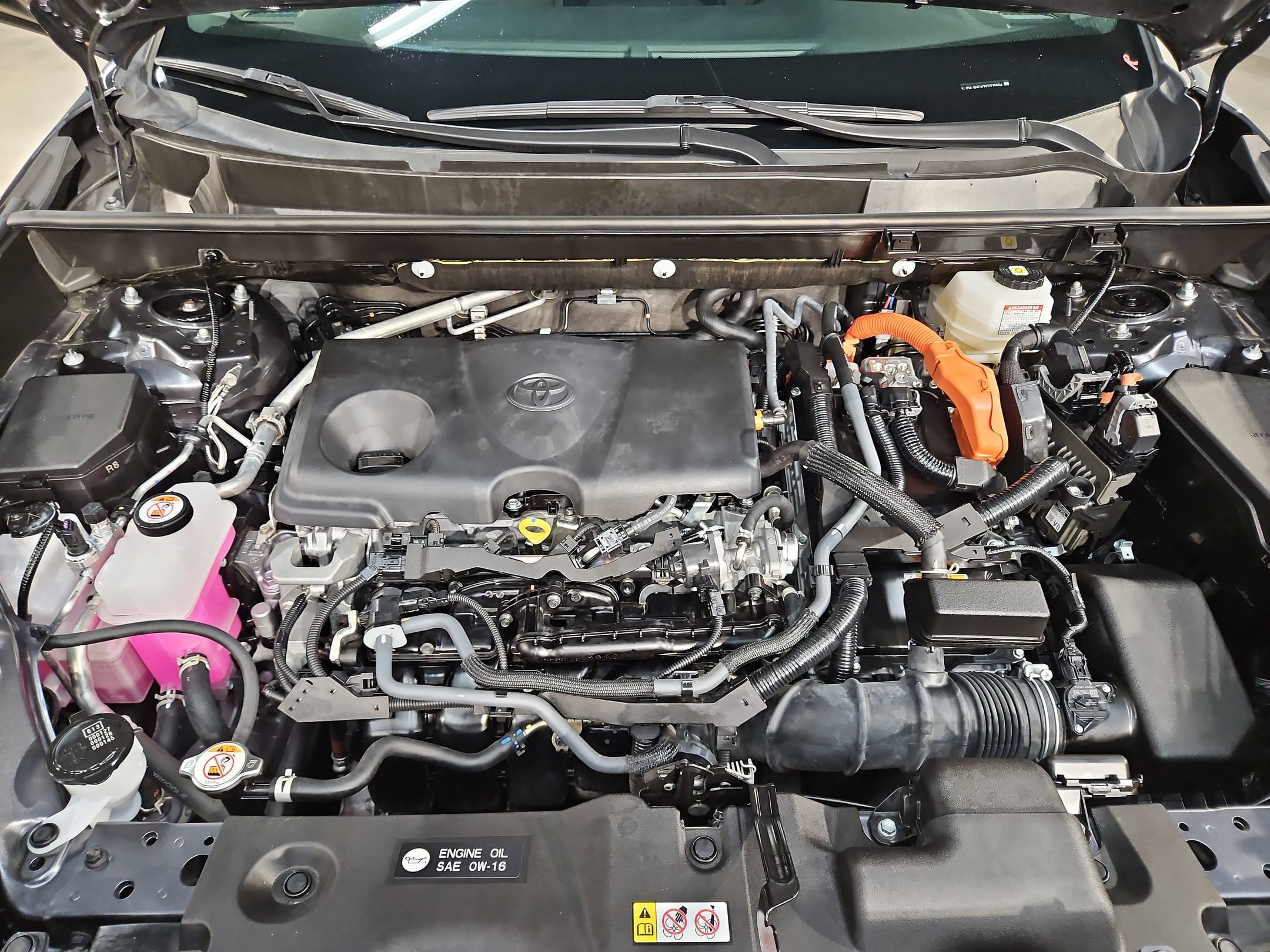 Certified 2025 Toyota RAV4 LE AWD/4WD image 19