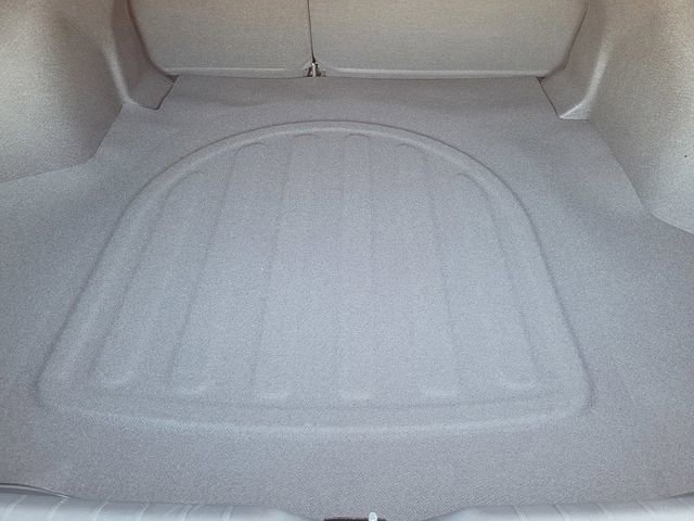 Used 2025 Kia K4 LXS image 7