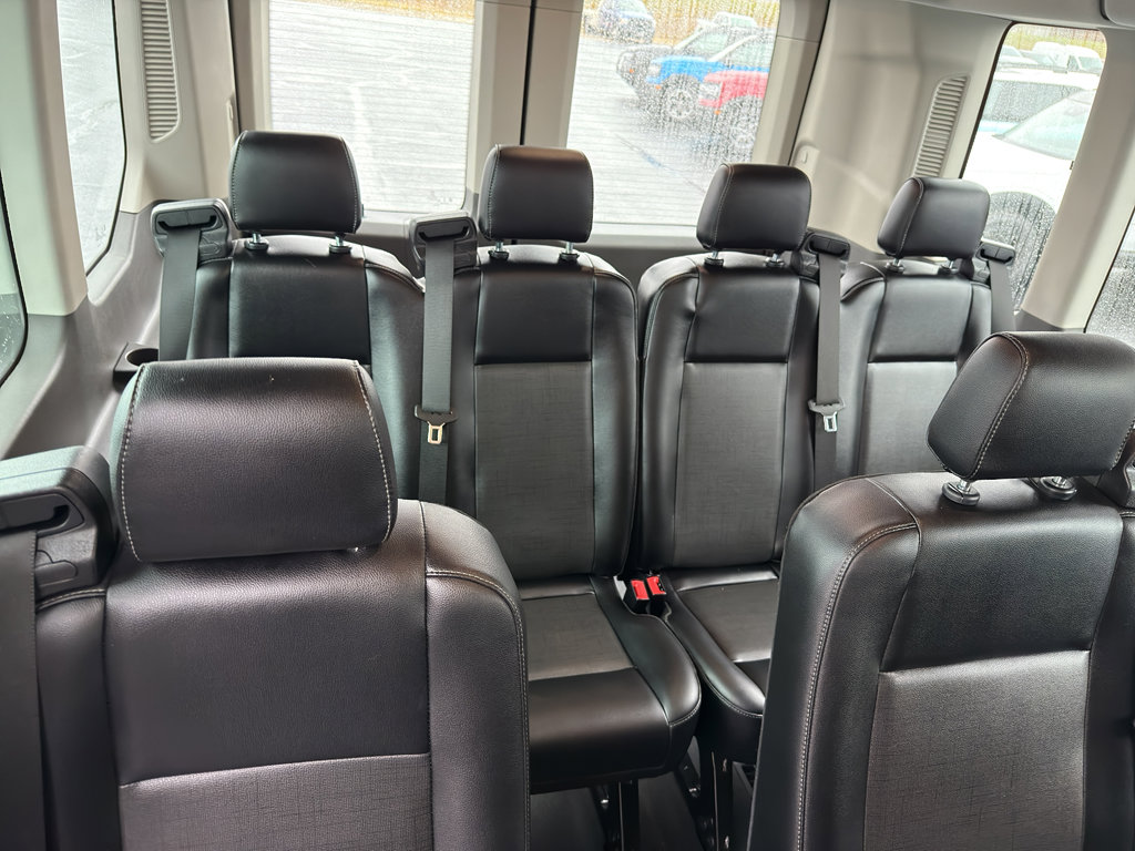 Used 2023 Ford Transit 350 XL image 22