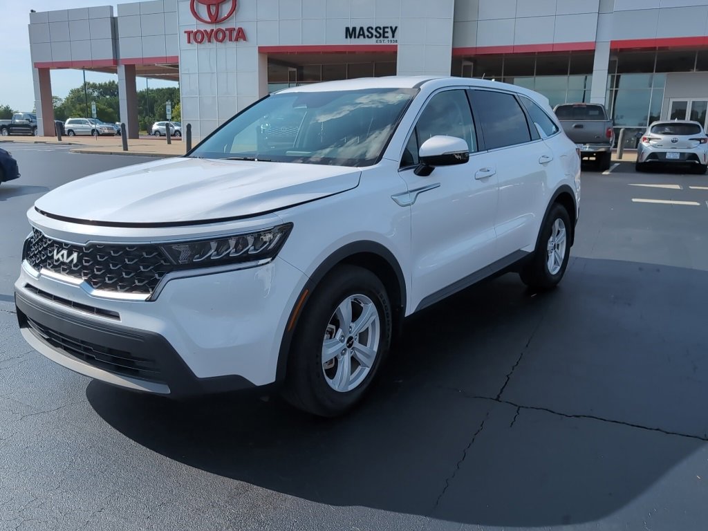 Used 2022 Kia Sorento LX