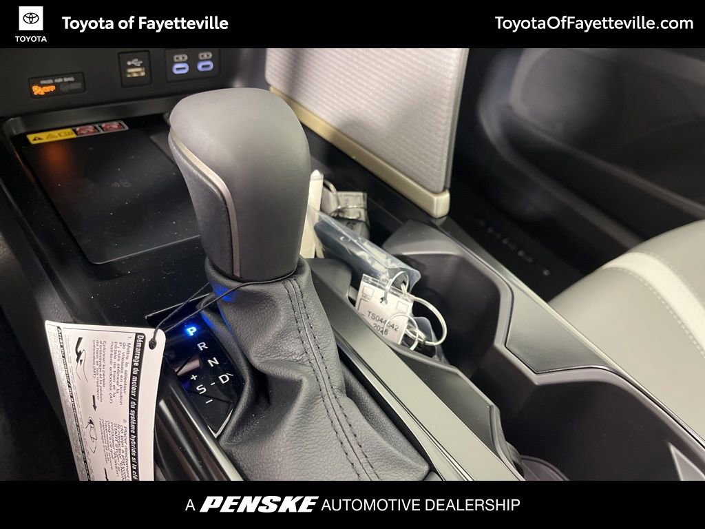 New 2026 Toyota Camry SE FWD image 28
