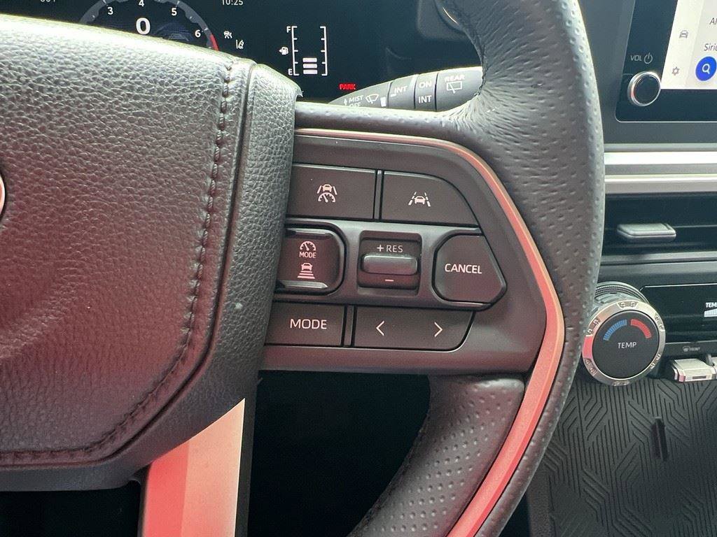 Used 2025 Toyota 4Runner SR5 image 19