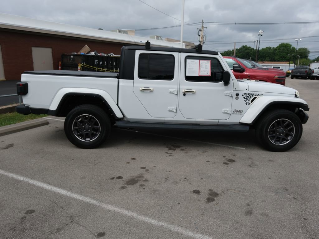 Used 2022 Jeep Gladiator Overland w/ Popular Equipment Package AWD/4WD image 2