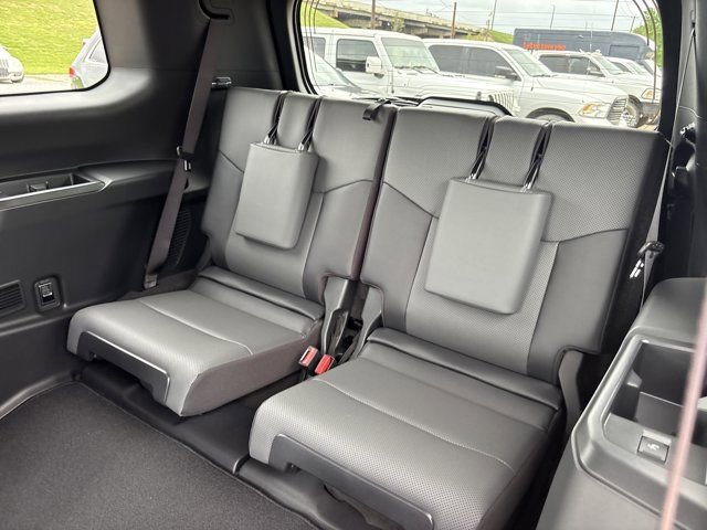 Used 2025 Lexus GX 550 AWD/4WD image 17