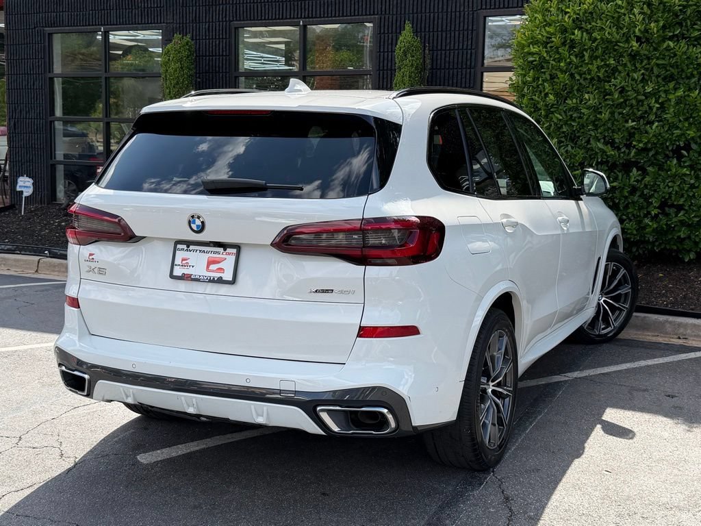 Used 2022 BMW X5 xDrive40i w/ M Sport Package AWD/4WD image 12