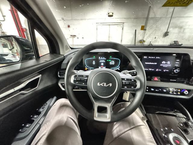 Certified 2023 Kia Sportage LX image 13