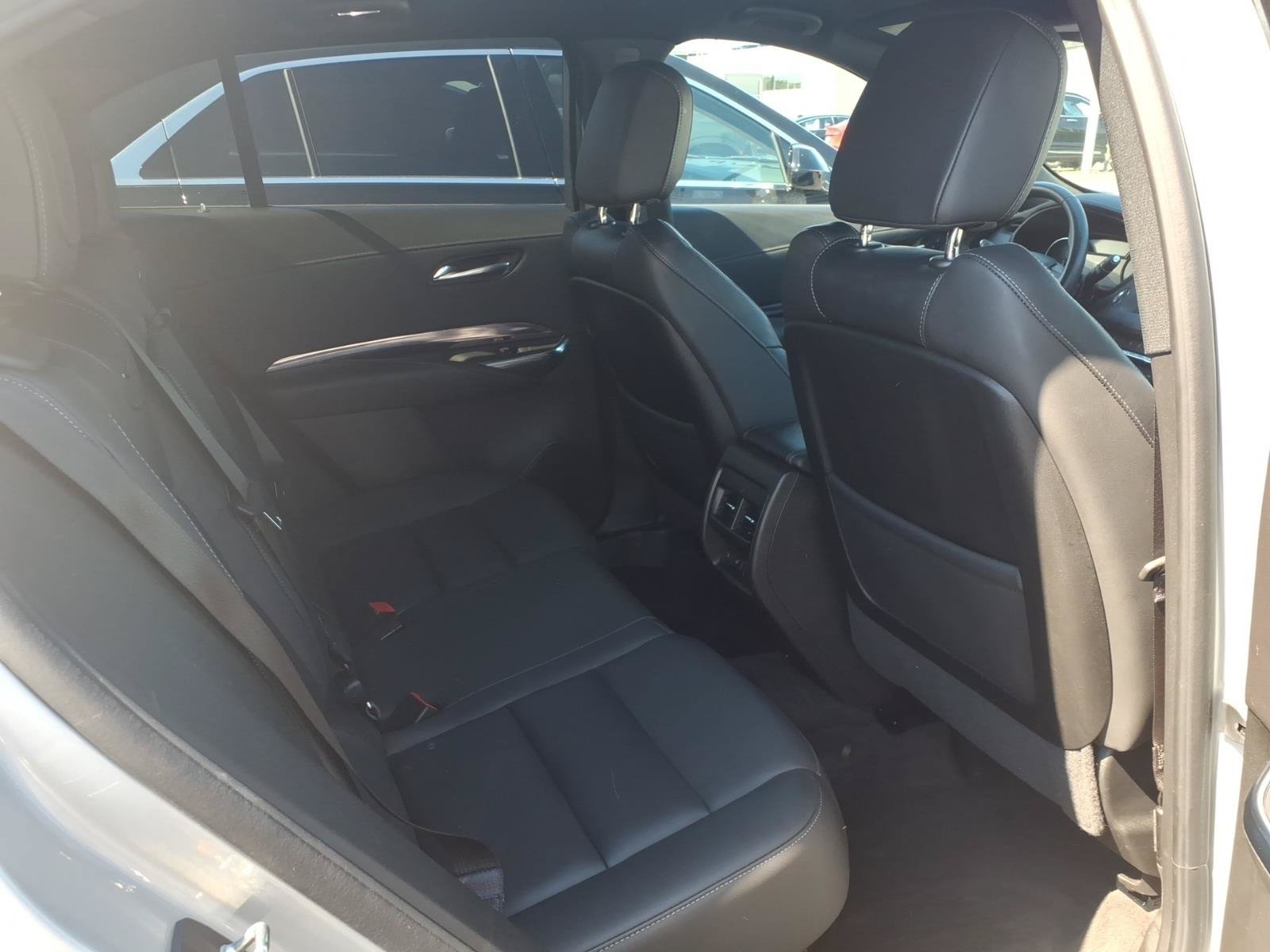 Certified 2023 Cadillac XT4 Luxury w/ Cold Weather Package AWD/4WD image 28