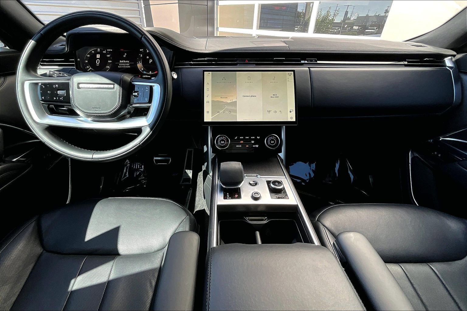 Certified 2023 Land Rover Range Rover SE AWD/4WD image 14