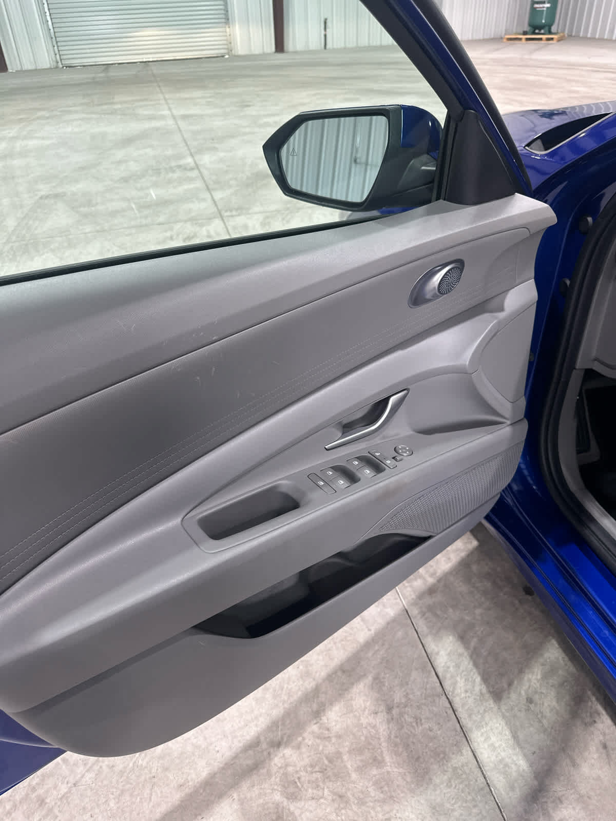 Used 2023 Hyundai Elantra SEL FWD image 15