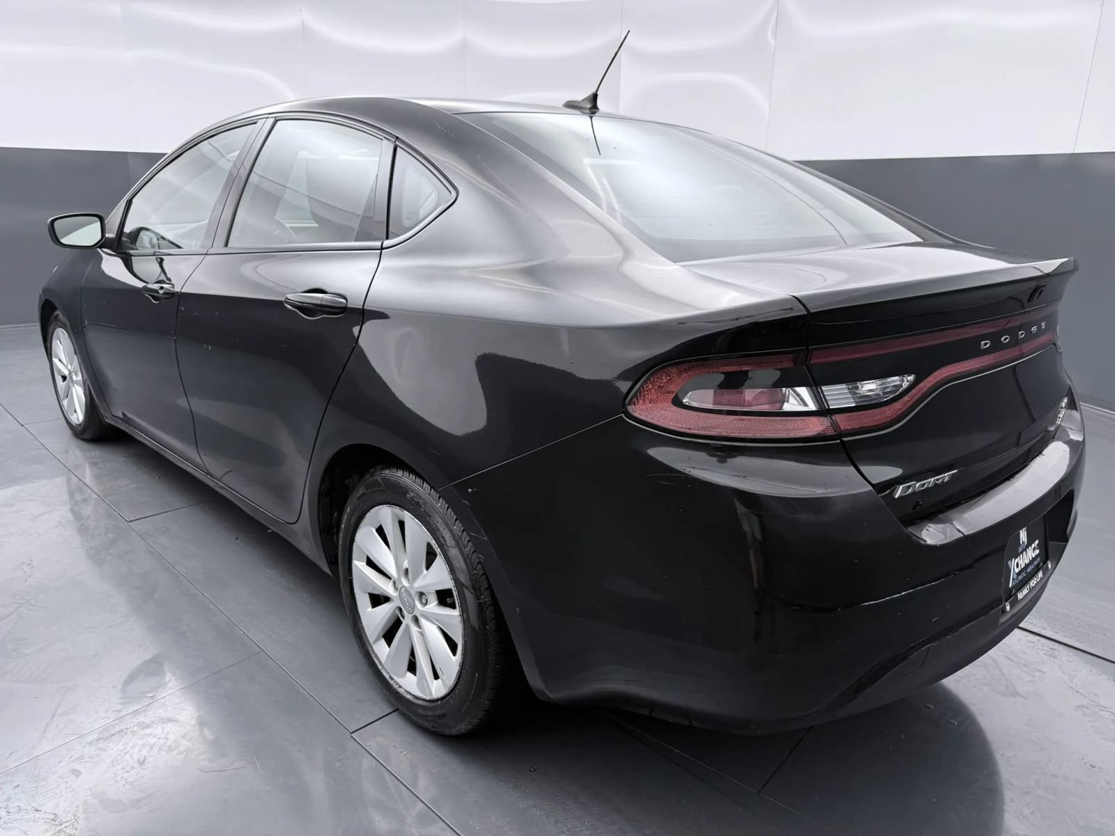 Used 2014 Dodge Dart SXT w/ Sun/Sound Group FWD image 5