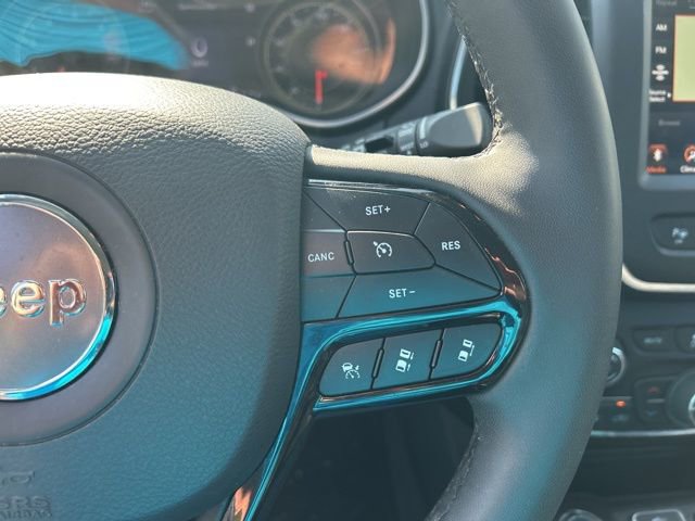 Used 2023 Jeep Cherokee Altitude Lux image 15