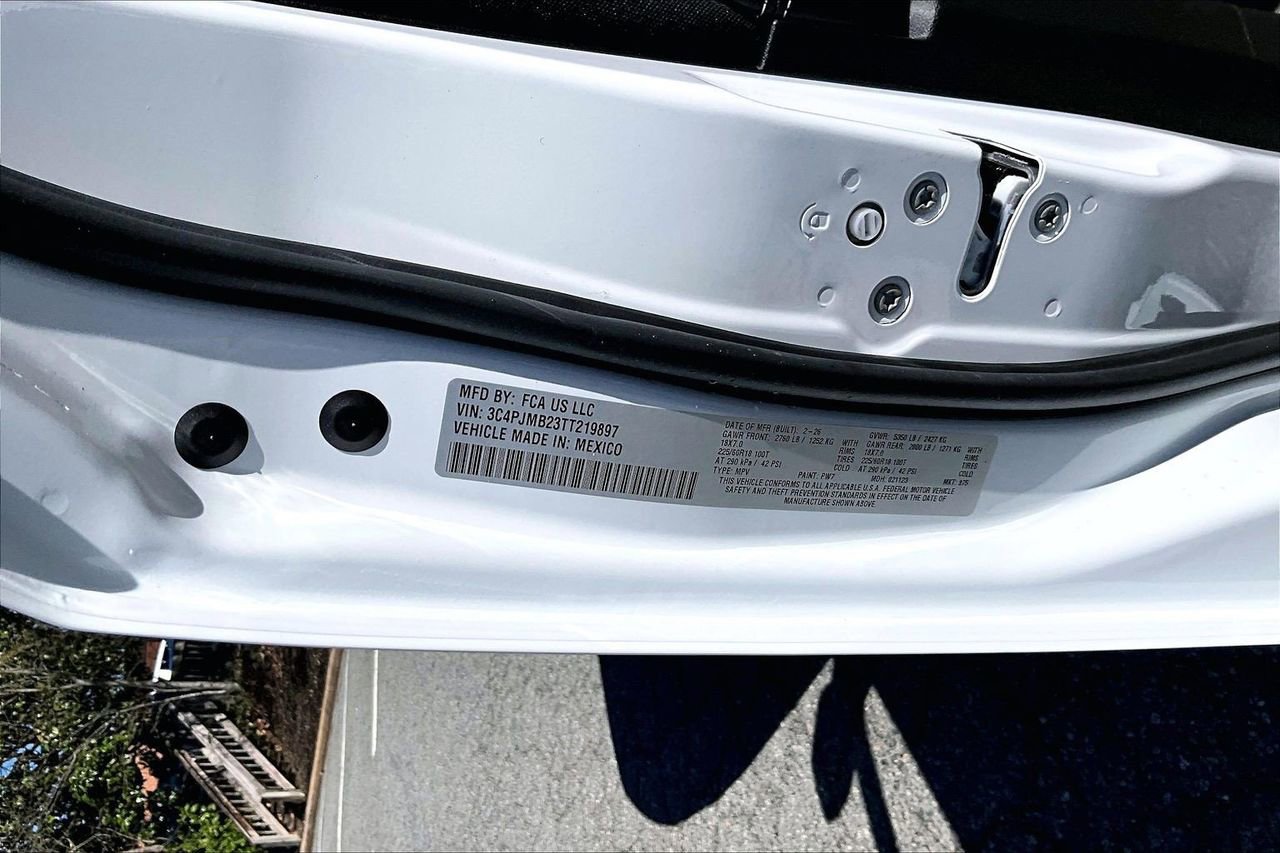 New 2026 Jeep Cherokee Laredo image 35