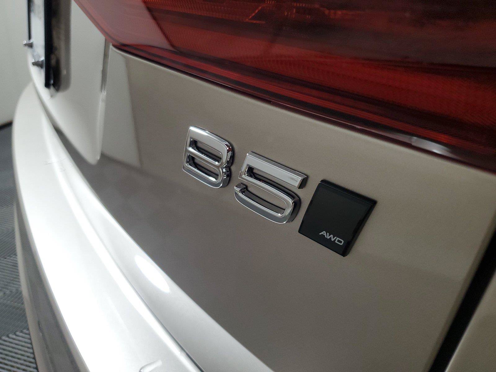 New 2027 Volvo XC60 B5 Ultra AWD/4WD image 7