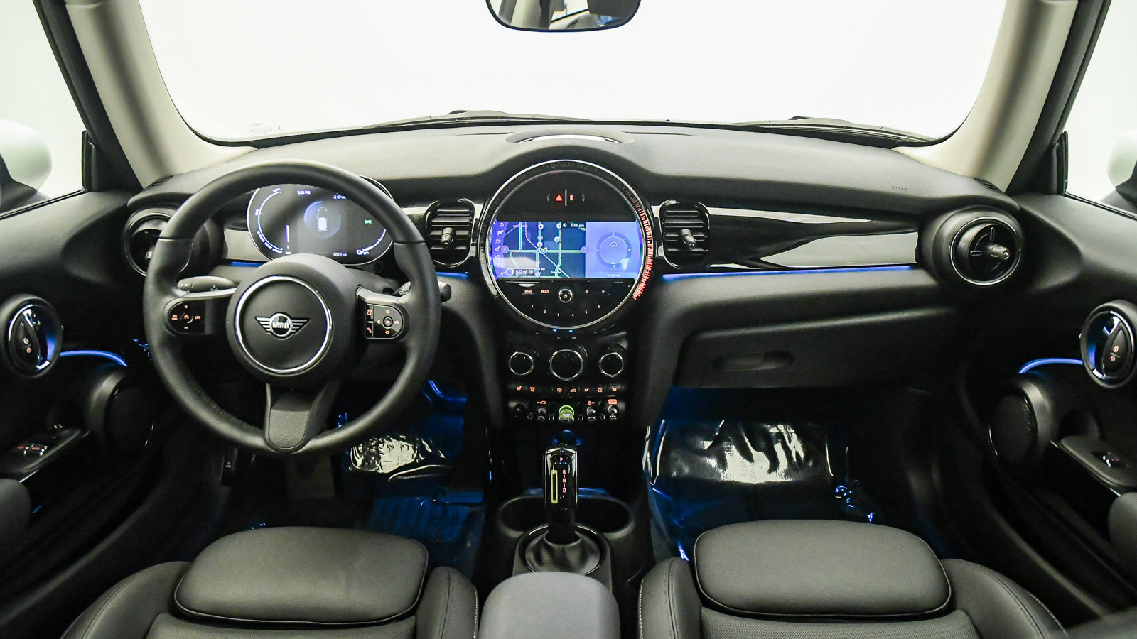 Certified 2024 MINI Cooper SE FWD image 15