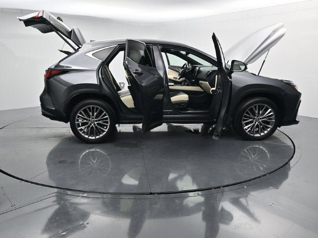 Used 2024 Lexus NX 350 AWD w/ Vision Package image 43