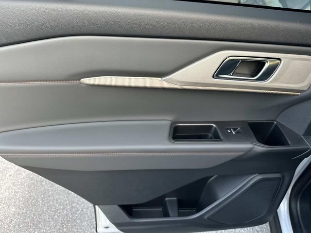 New 2026 Ford Explorer Active image 22