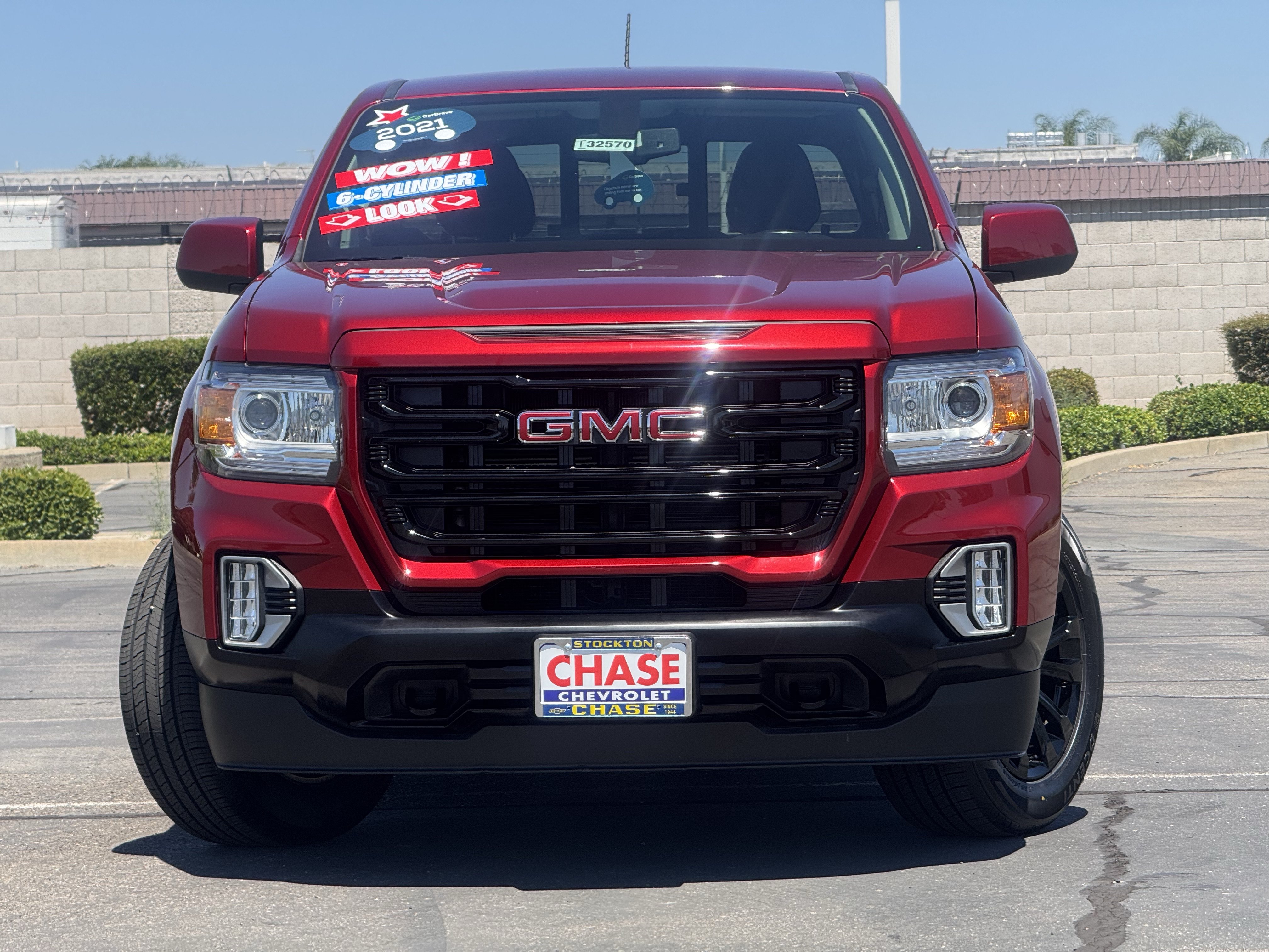 Used 2021 GMC Canyon Elevation w/ Trailering Package RWD image 2