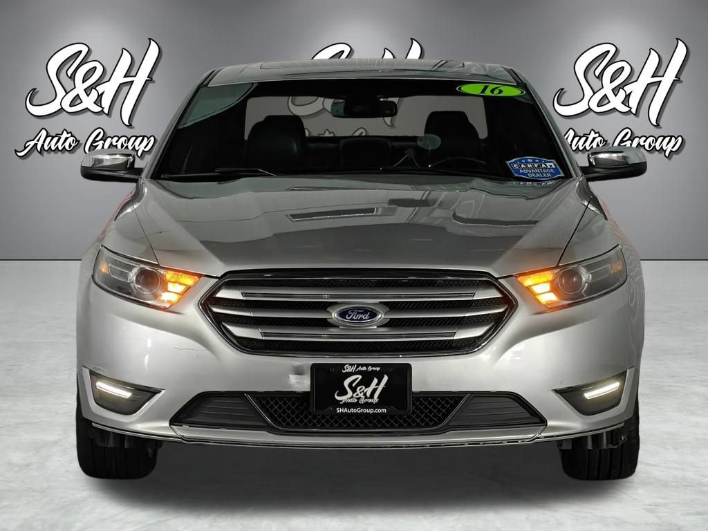 Used 2016 Ford Taurus Limited w/ Equipment Group 301A AWD/4WD image 26