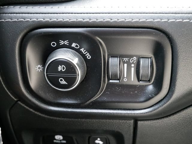Used 2024 RAM 1500 Limited AWD/4WD image 25