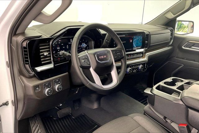 Used 2025 GMC Sierra 1500 Elevation AWD/4WD image 14