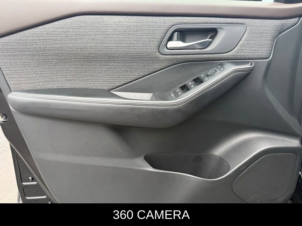 Used 2021 Nissan Rogue SV AWD/4WD image 5