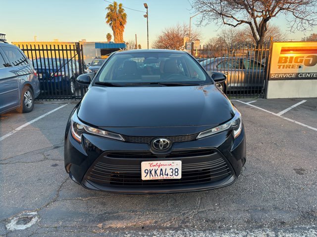 Used 2024 Toyota Corolla LE image 2