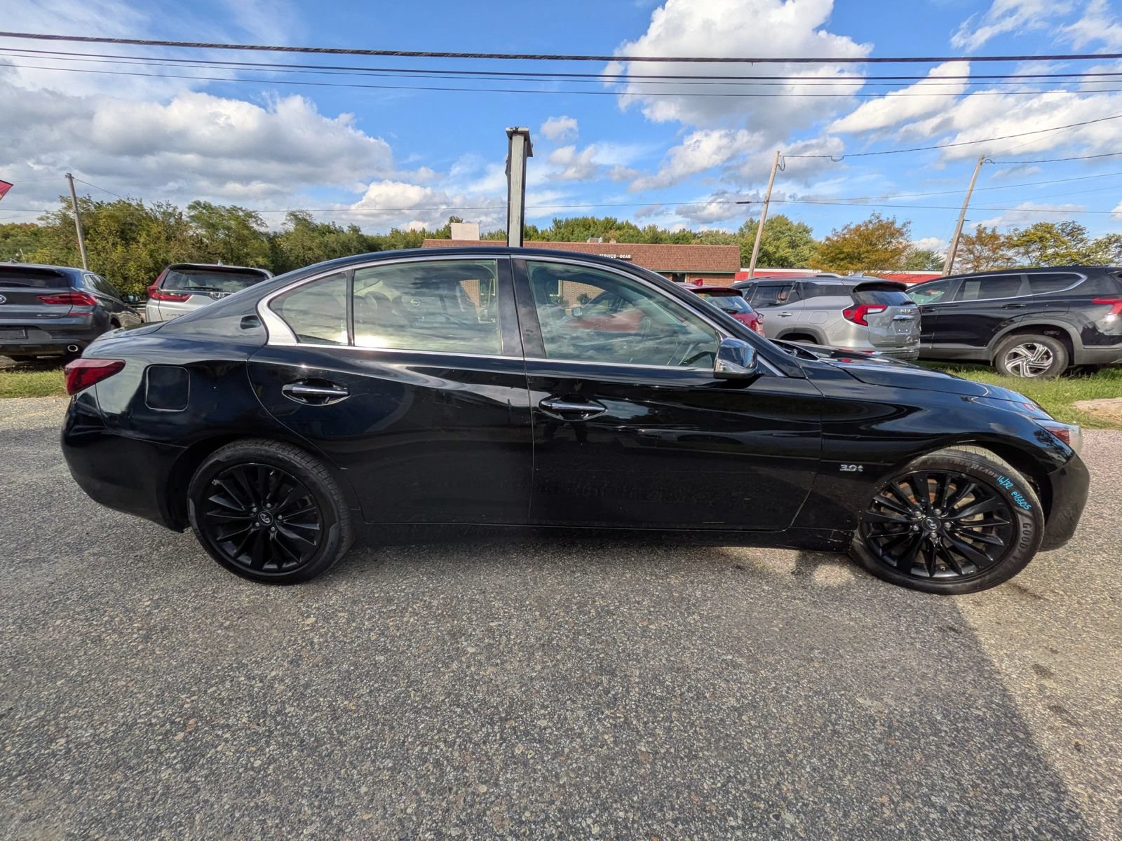 Used 2019 INFINITI Q50 Luxe AWD/4WD image 7