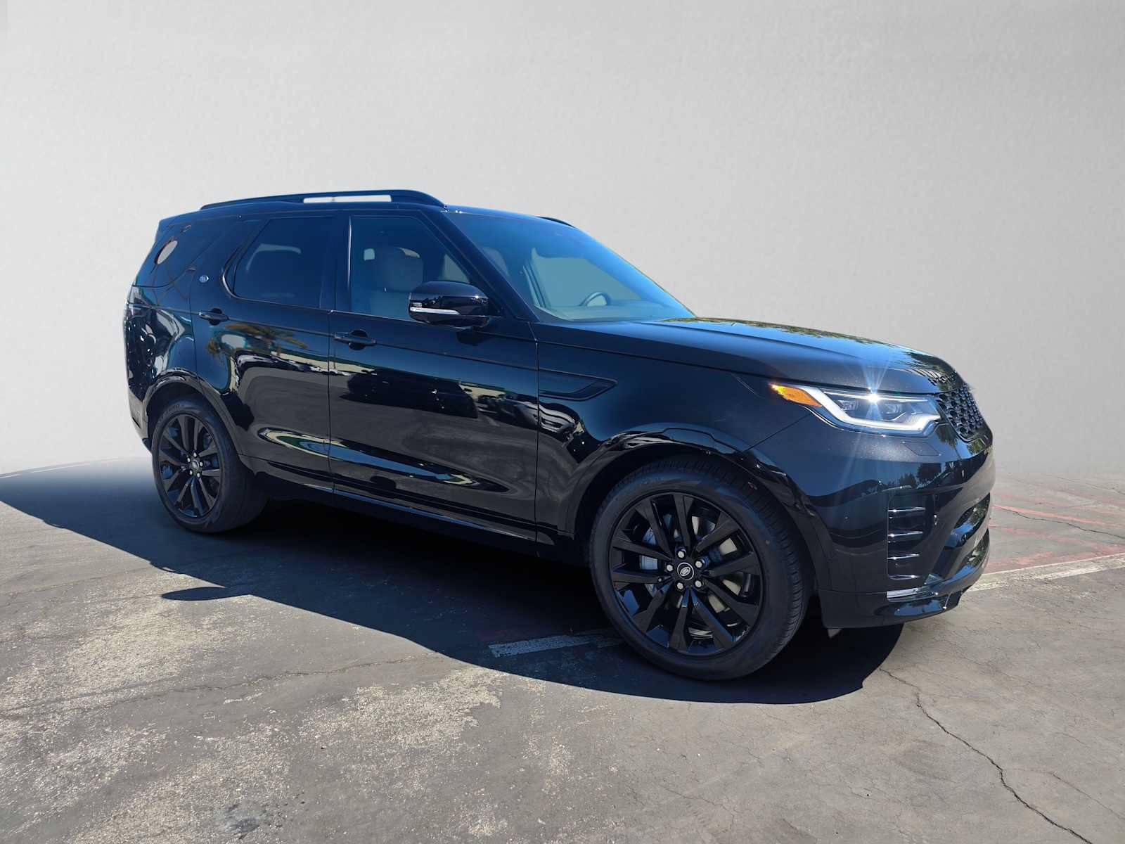 New 2026 Land Rover Discovery Dynamic SE AWD/4WD image 7
