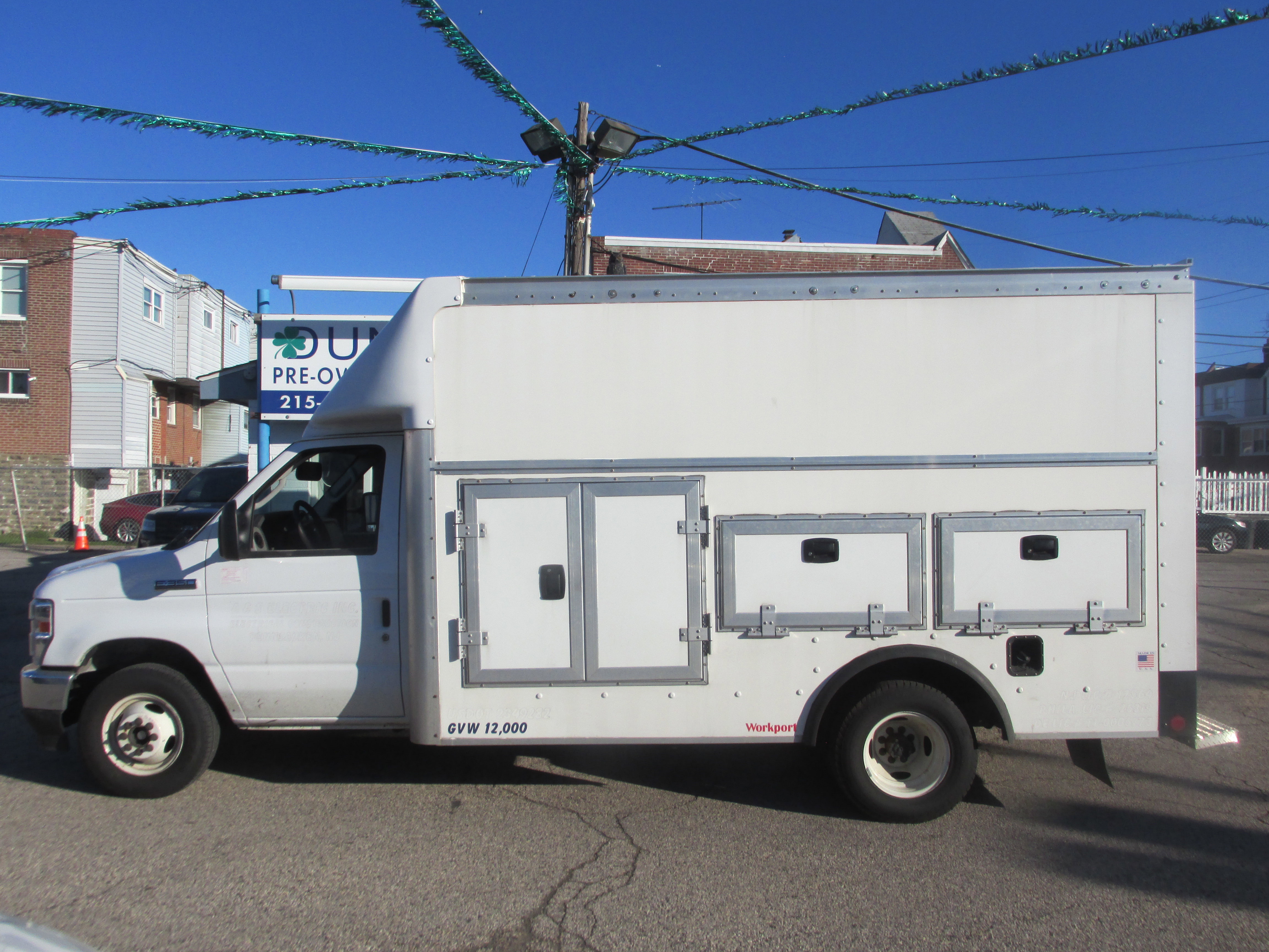 Used 2024 Ford E-350 and Econoline 350 Super Duty w/ Power Windows & Locks Group RWD image 7