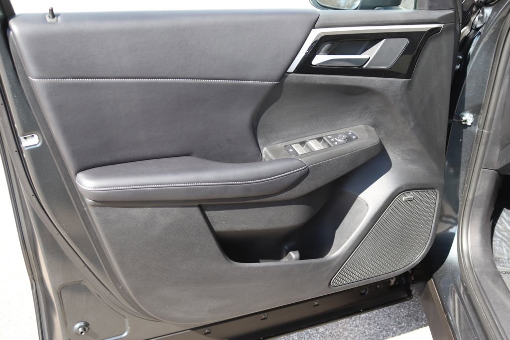 Used 2019 MINI Cooper S w/ Premium Package image 6