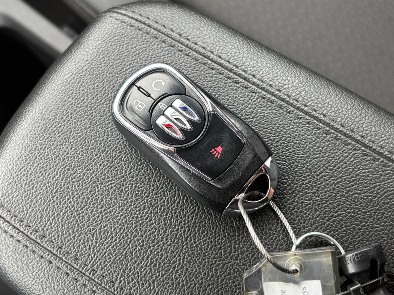 Used 2025 Buick Encore GX Preferred FWD image 21